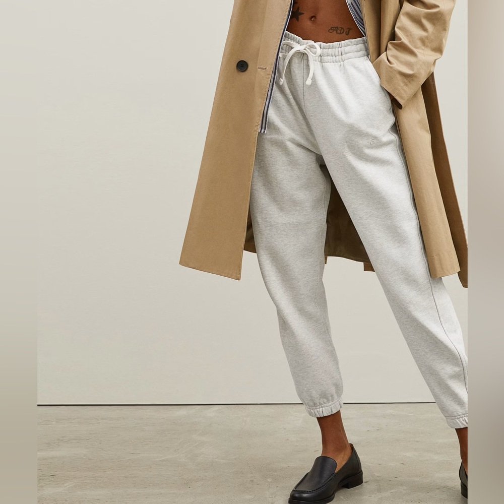 NWT Everlane Track Jogger in light grey